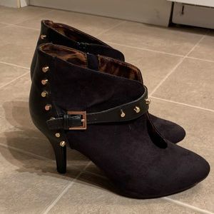 Ashley Stewart boots